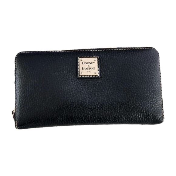 Dooney & Bourke Pebble Grain Leather Large Zip Around Wallet Clutch Black Read!! - Picture 1 of 7